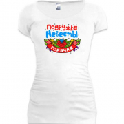 Подовжена футболка з написом "Гаряча подружка нареченої"